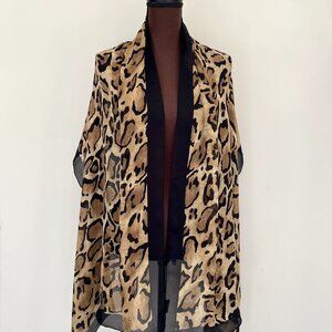 New Gucci Scarf Logo Classic Animal Print Black Beige Silk Chiffon Stole Wrap